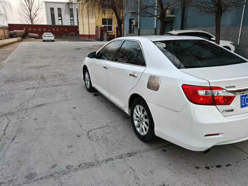 保定13年丰田凯美瑞4