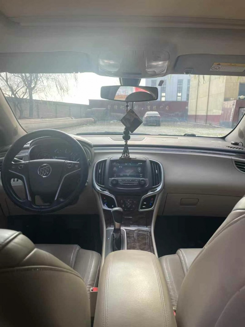 保定14年别克君越6