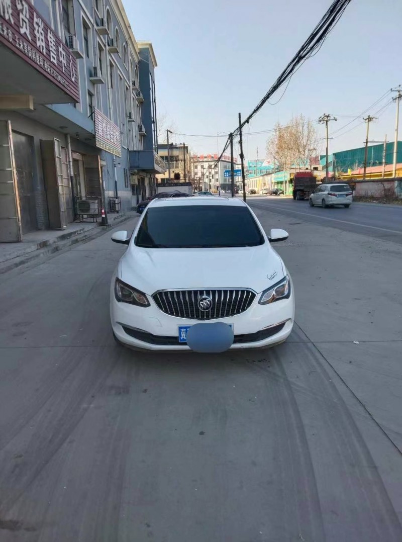 保定15年别克英朗1