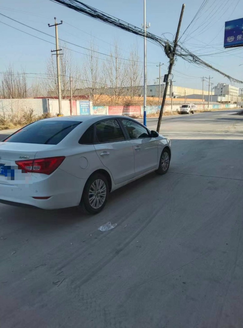 保定15年别克英朗8