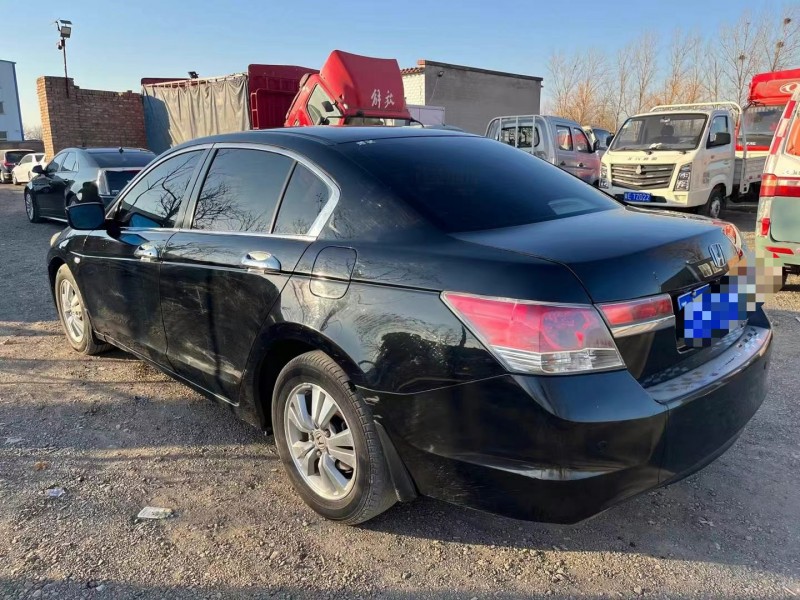 保定12年本田雅阁6