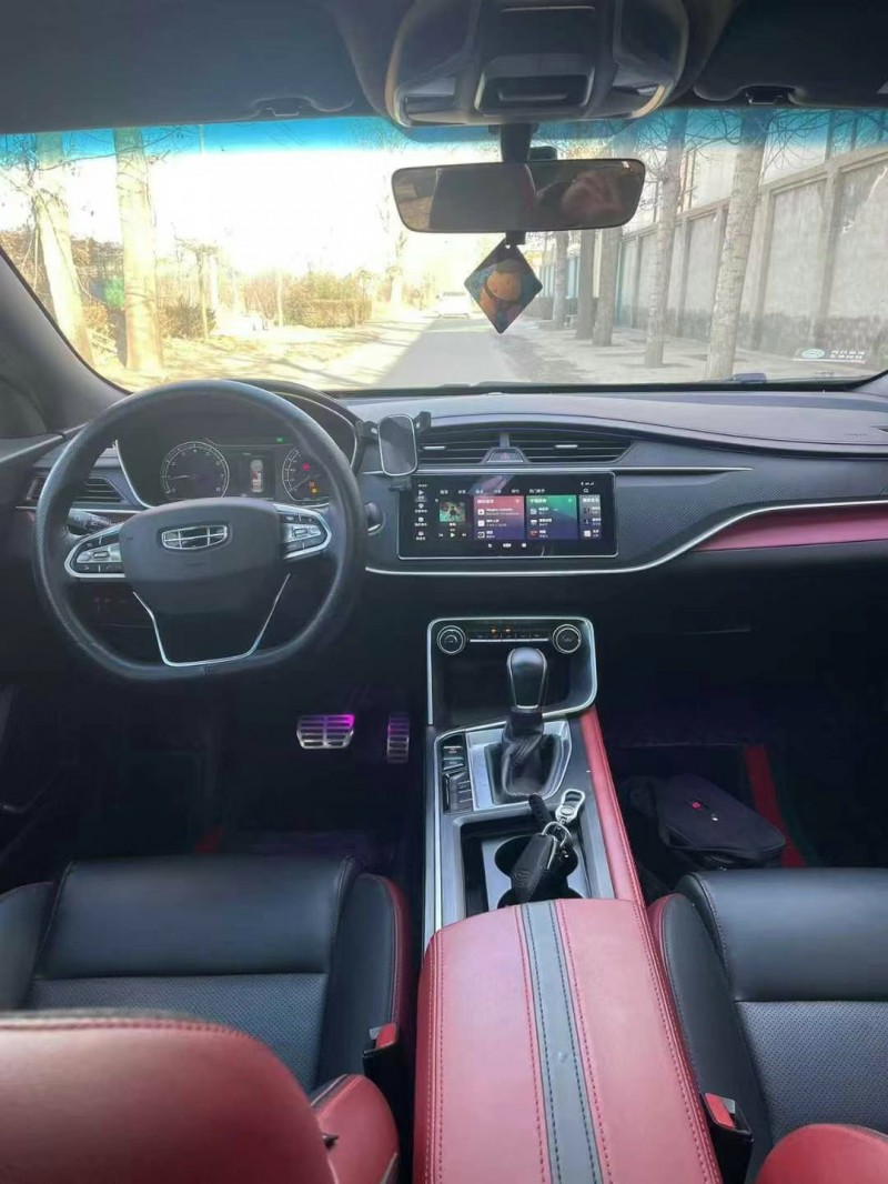 保定21年吉利缤瑞5