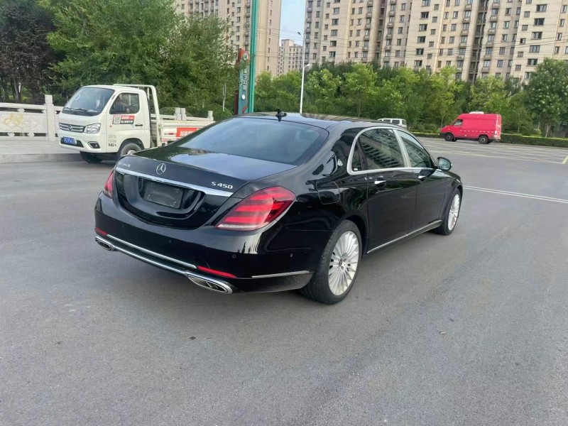徐州18年奔驰迈巴赫S级5