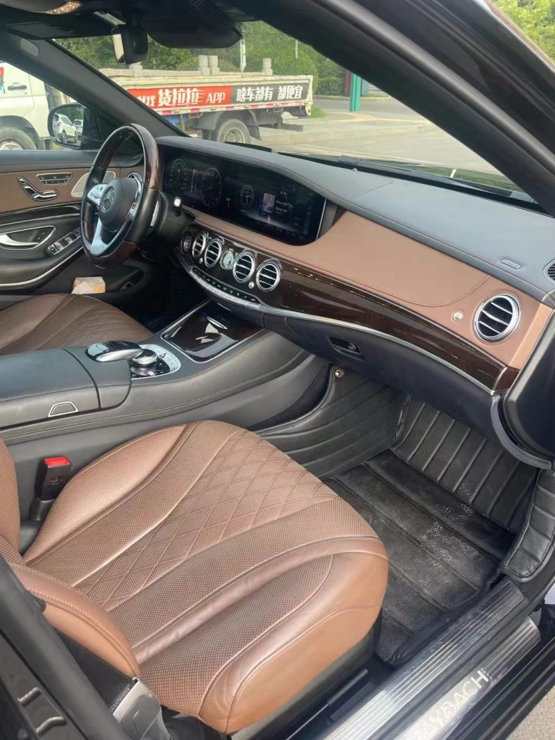徐州18年奔驰迈巴赫S级7