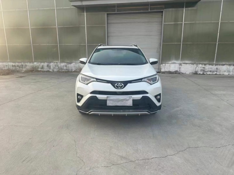 徐州18年丰田RAV41