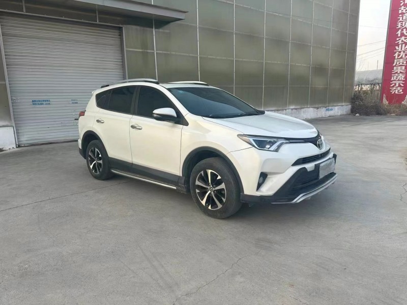 徐州18年丰田RAV42