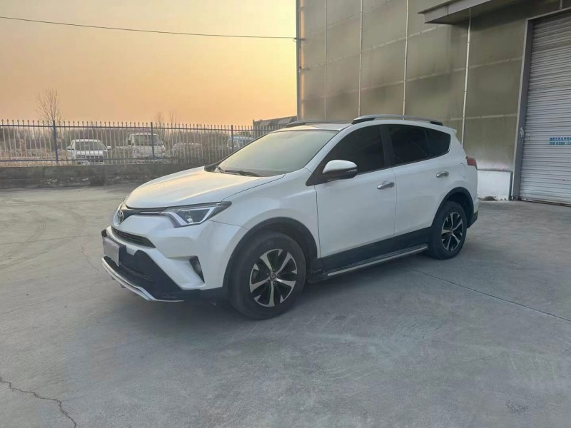徐州18年丰田RAV43