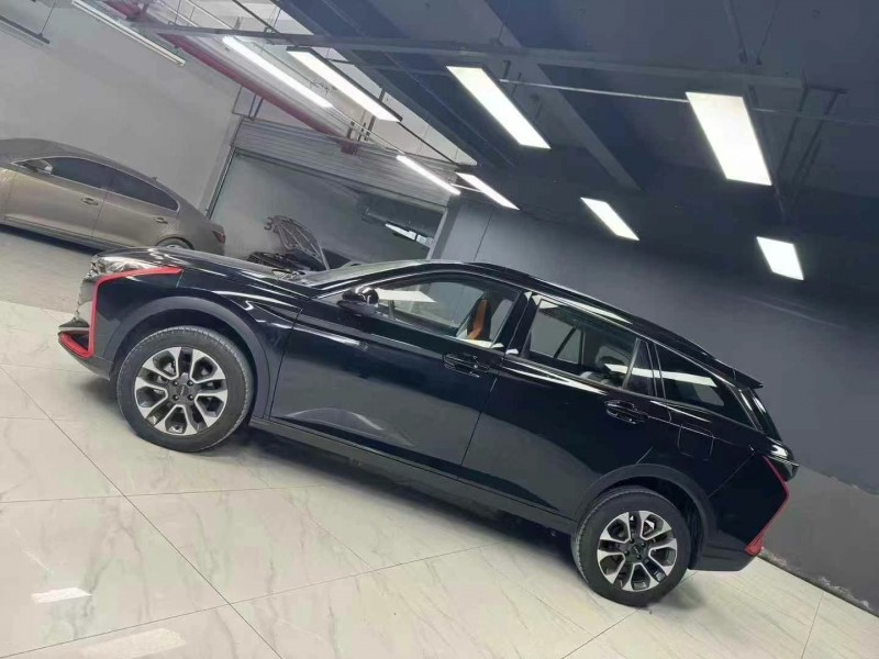 成都24年东风奕炫5