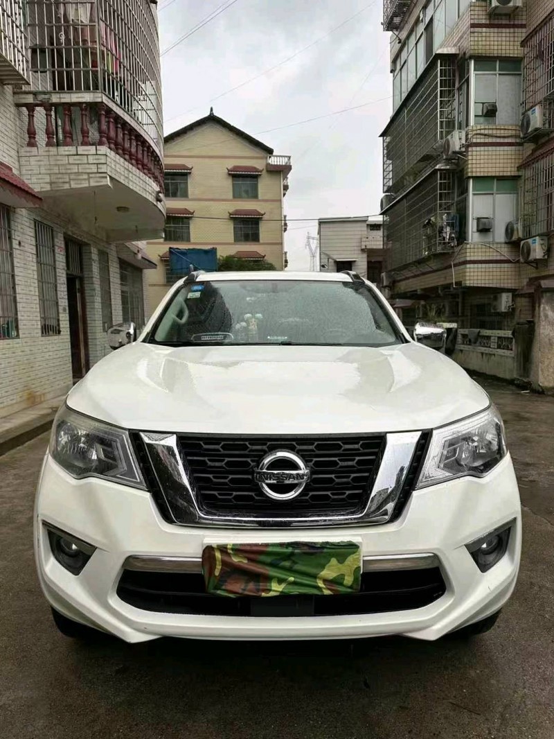 益阳18年日产途达1