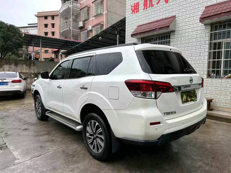 益阳18年日产途达4