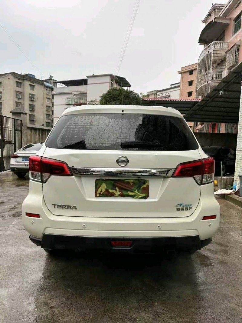 益阳18年日产途达6