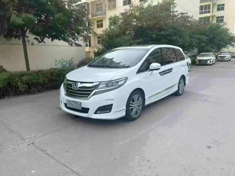 徐州18年本田艾力绅2