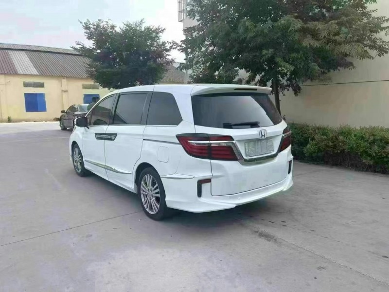 徐州18年本田艾力绅3