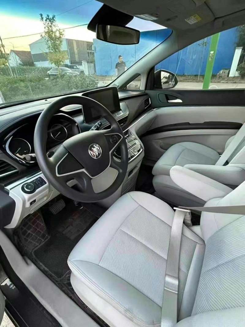 徐州21年别克GL84