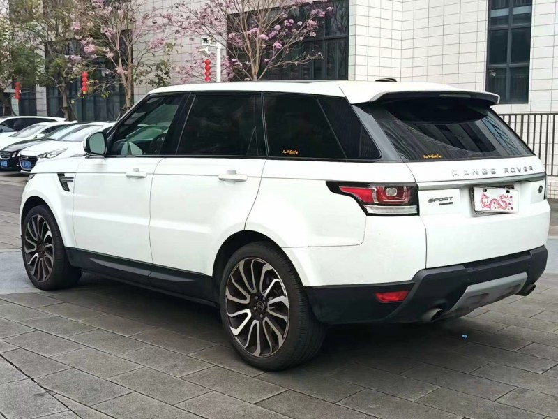 广州16年路虎揽胜运动5