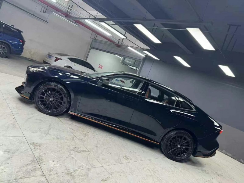 成都23年长安汽车UNI3