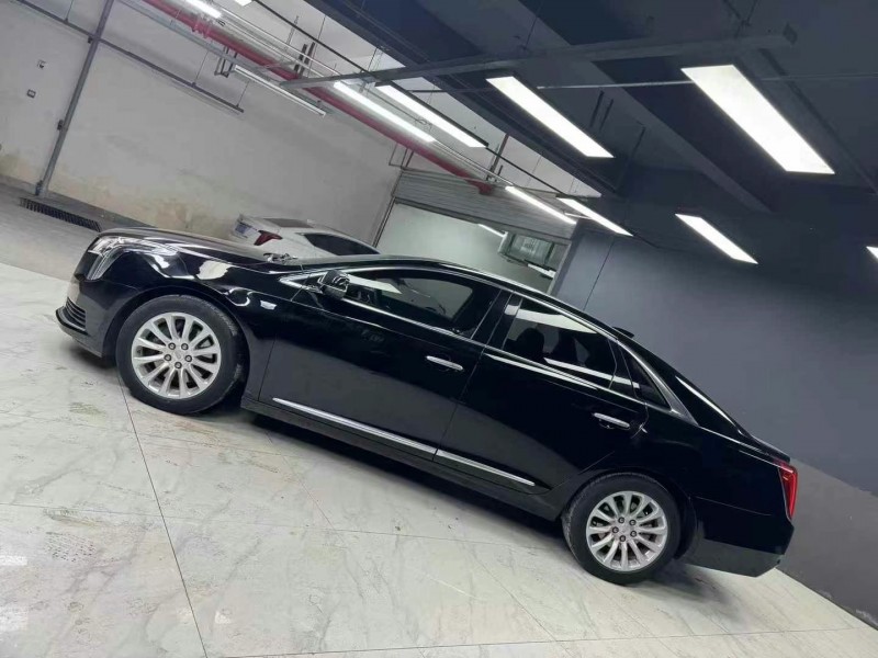 成都18年凯迪拉克XTS3