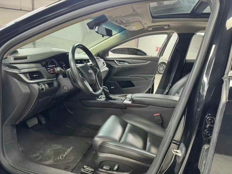 成都18年凯迪拉克XTS4