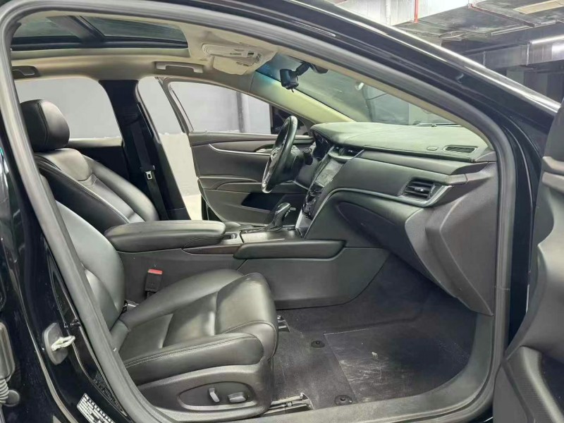 成都18年凯迪拉克XTS7