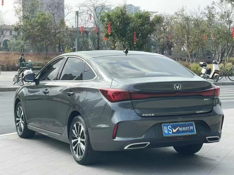 东莞23年长安汽车逸动8