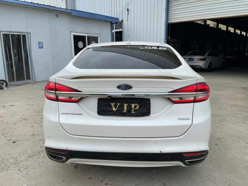 济宁17年福特蒙迪欧9