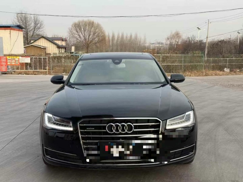 青岛17年奥迪A8L1