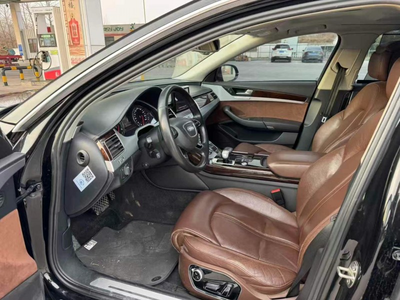 青岛17年奥迪A8L6