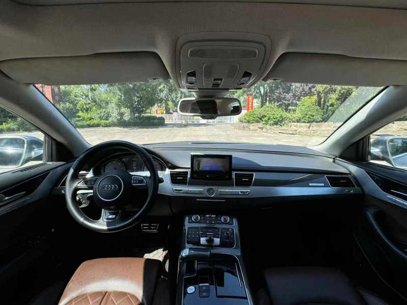 青岛14年奥迪S84