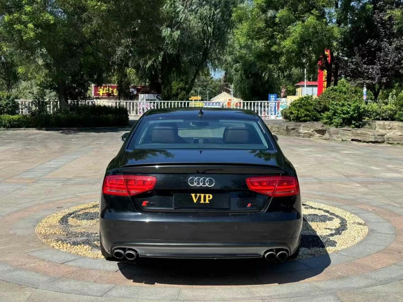 青岛14年奥迪S89