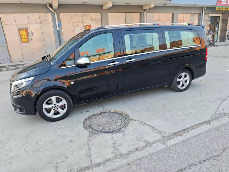 保定19年奔驰威霆2