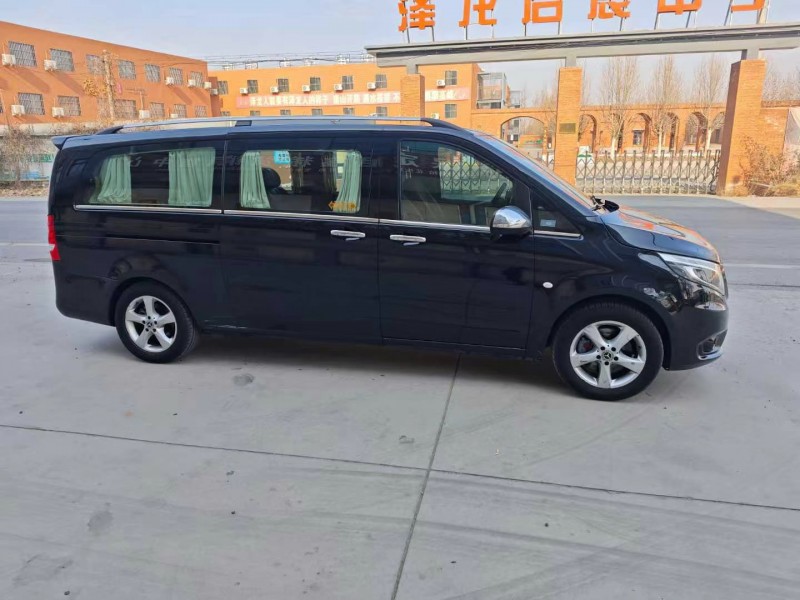 保定19年奔驰威霆3