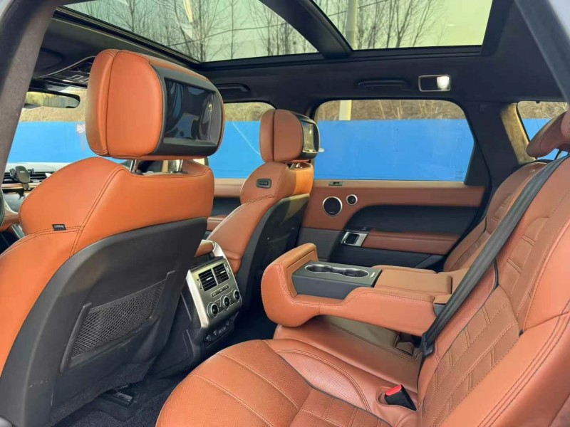 青岛17年路虎揽胜运动5