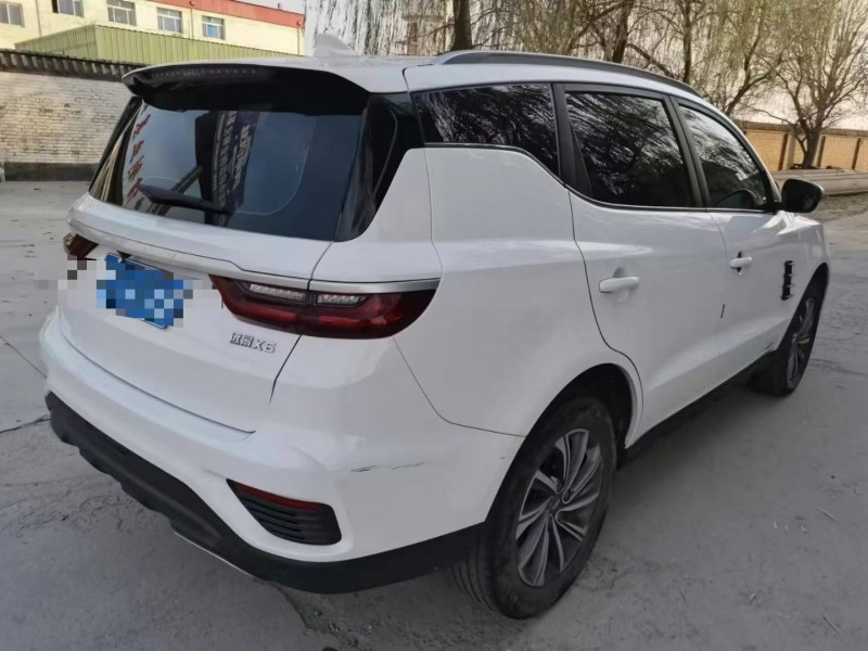 保定20年吉利远景4