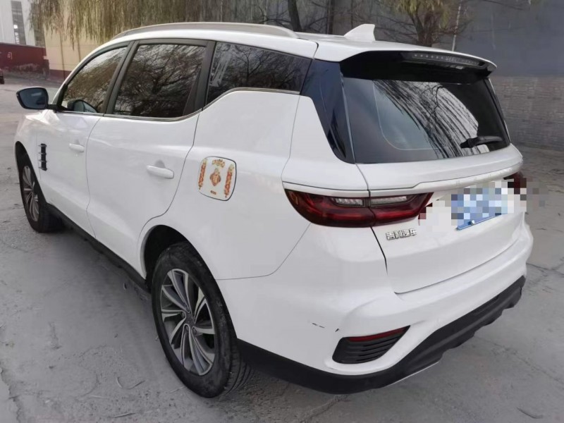 保定20年吉利远景5