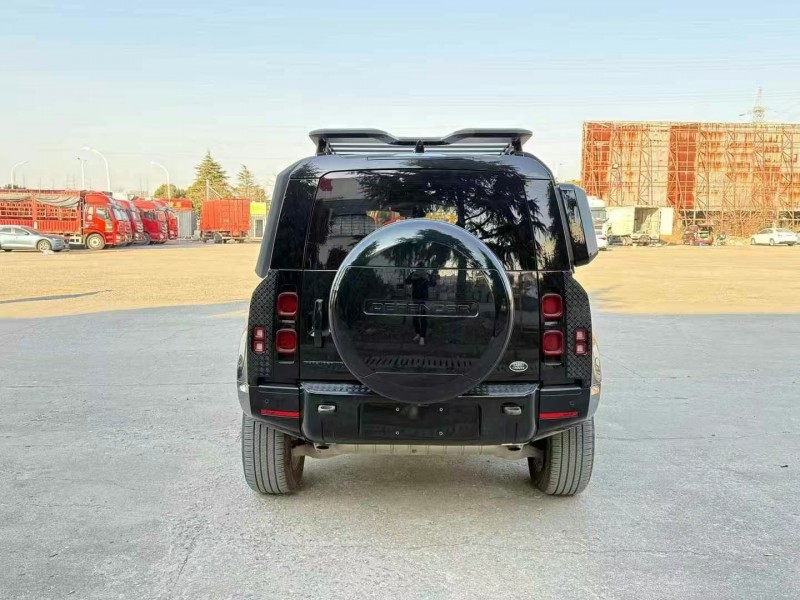 徐州23年路虎卫士6