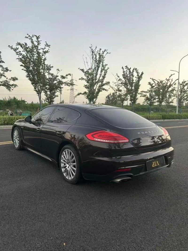 徐州14年保时捷帕拉梅拉5