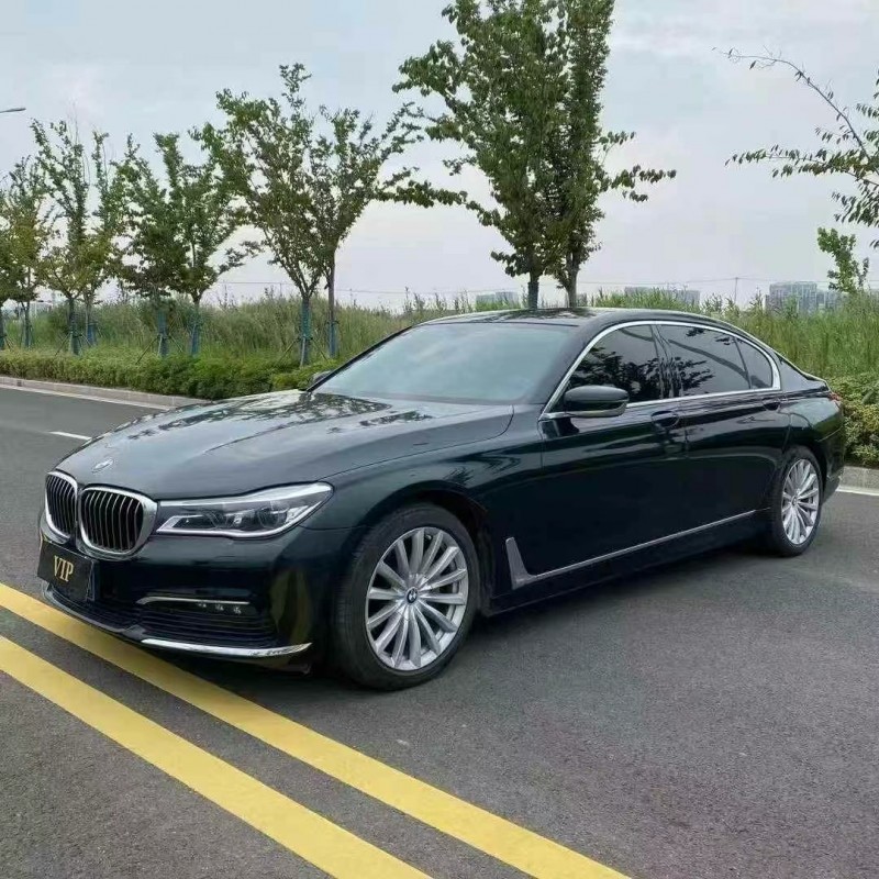 徐州17年宝马7系4