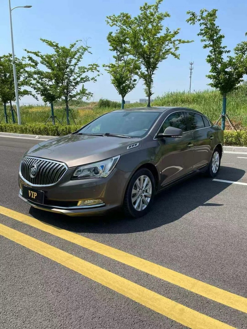 徐州16年别克君越2