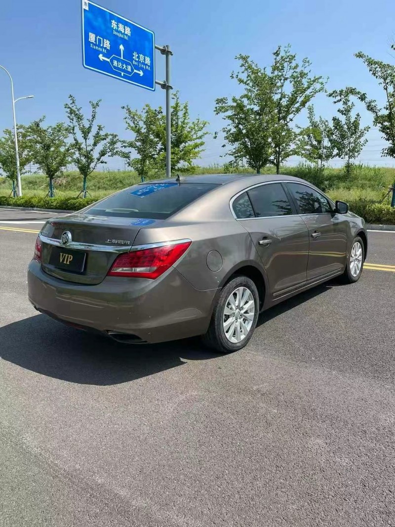 徐州16年别克君越7