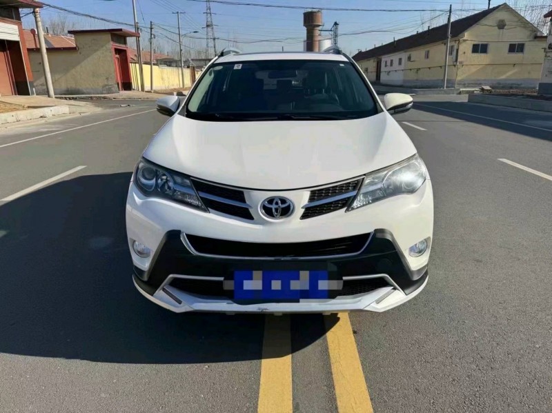 济宁14年丰田RAV41