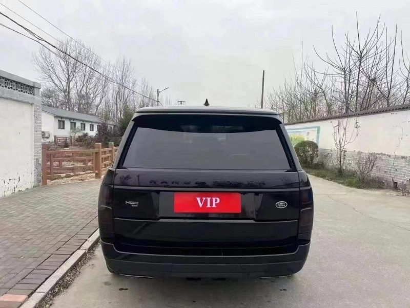 青岛22年路虎揽胜行政9