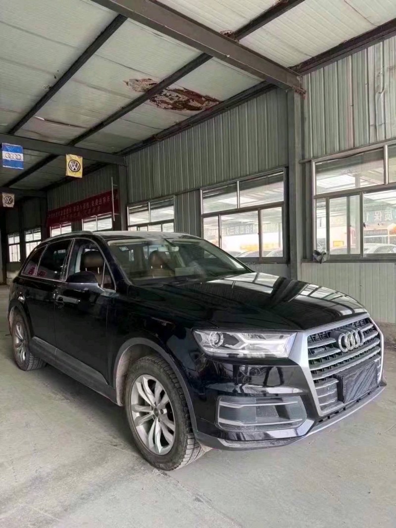青岛16年奥迪Q72
