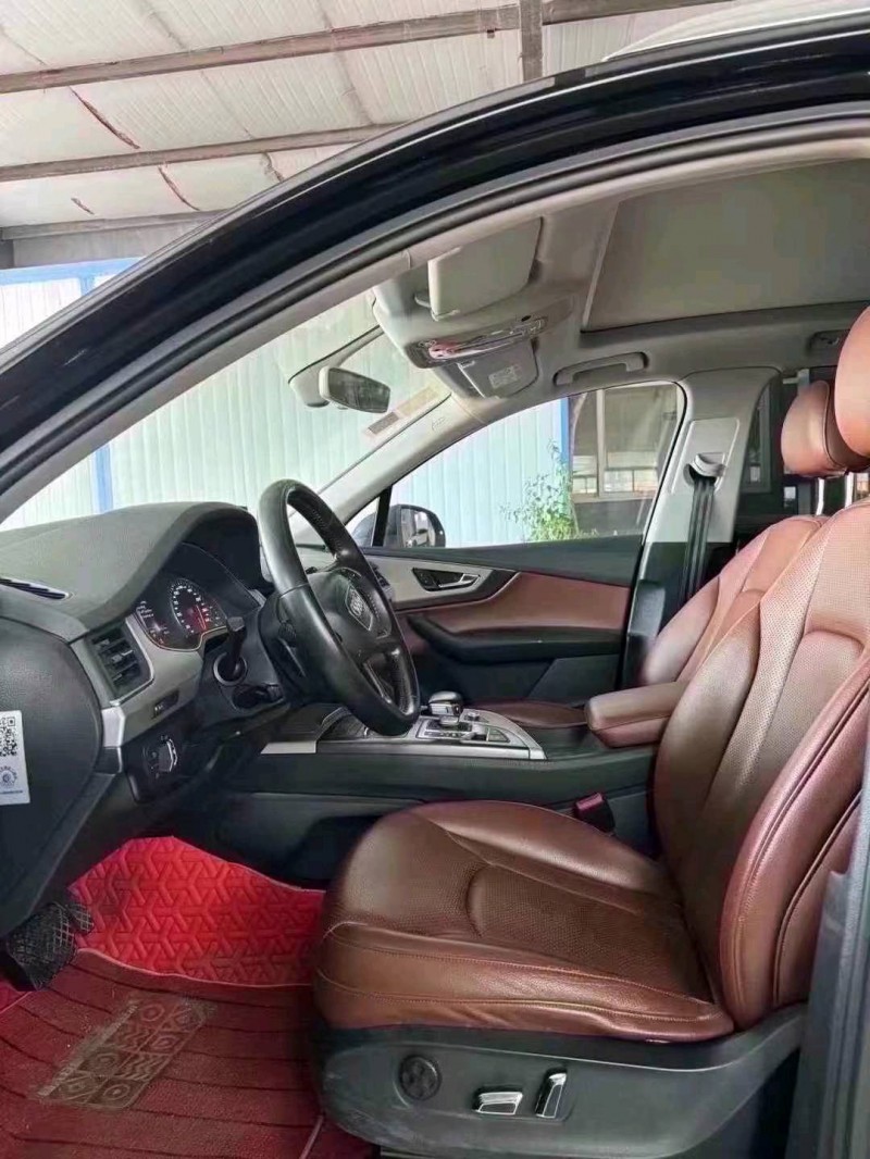 青岛16年奥迪Q77