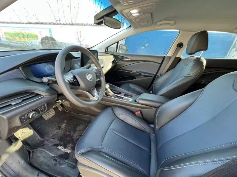 青岛24年别克微蓝6