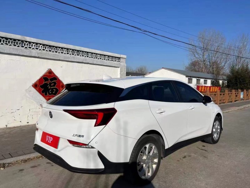 青岛24年别克微蓝7