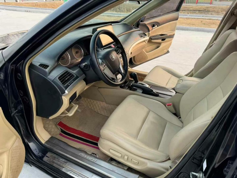 徐州10年本田雅阁3