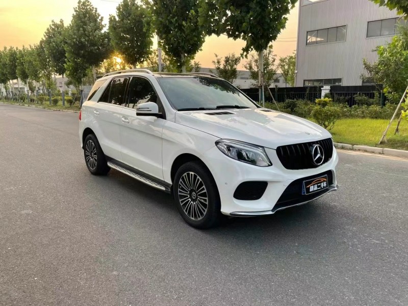 徐州17年奔驰GLE2