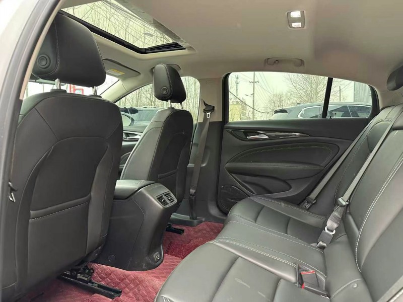 徐州24年别克君威5