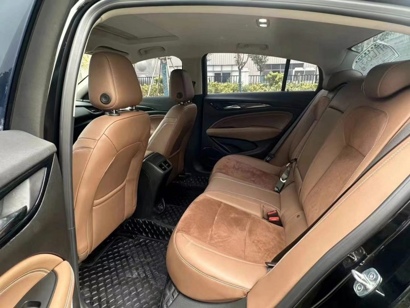 徐州22年别克君威9