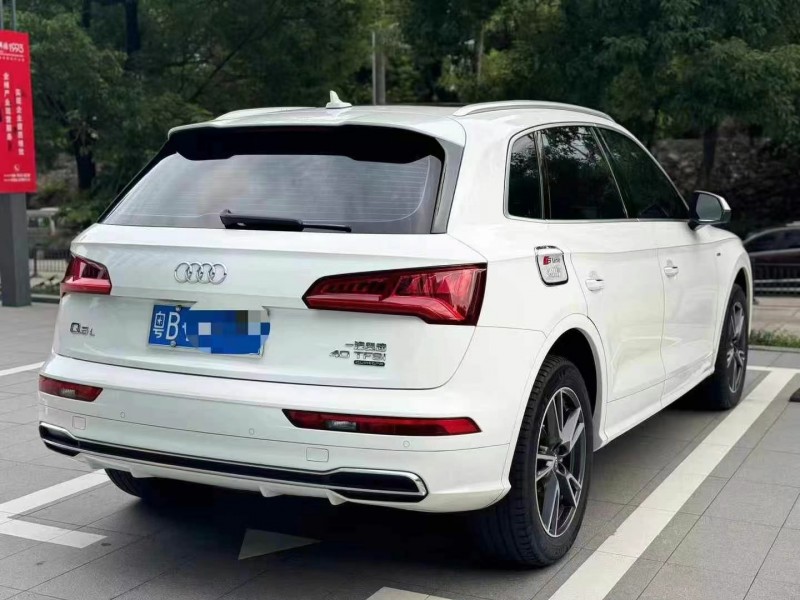 广州18年奥迪Q58